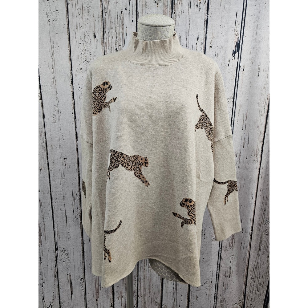 Leopard Motif Cream Turtleneck Sweater
